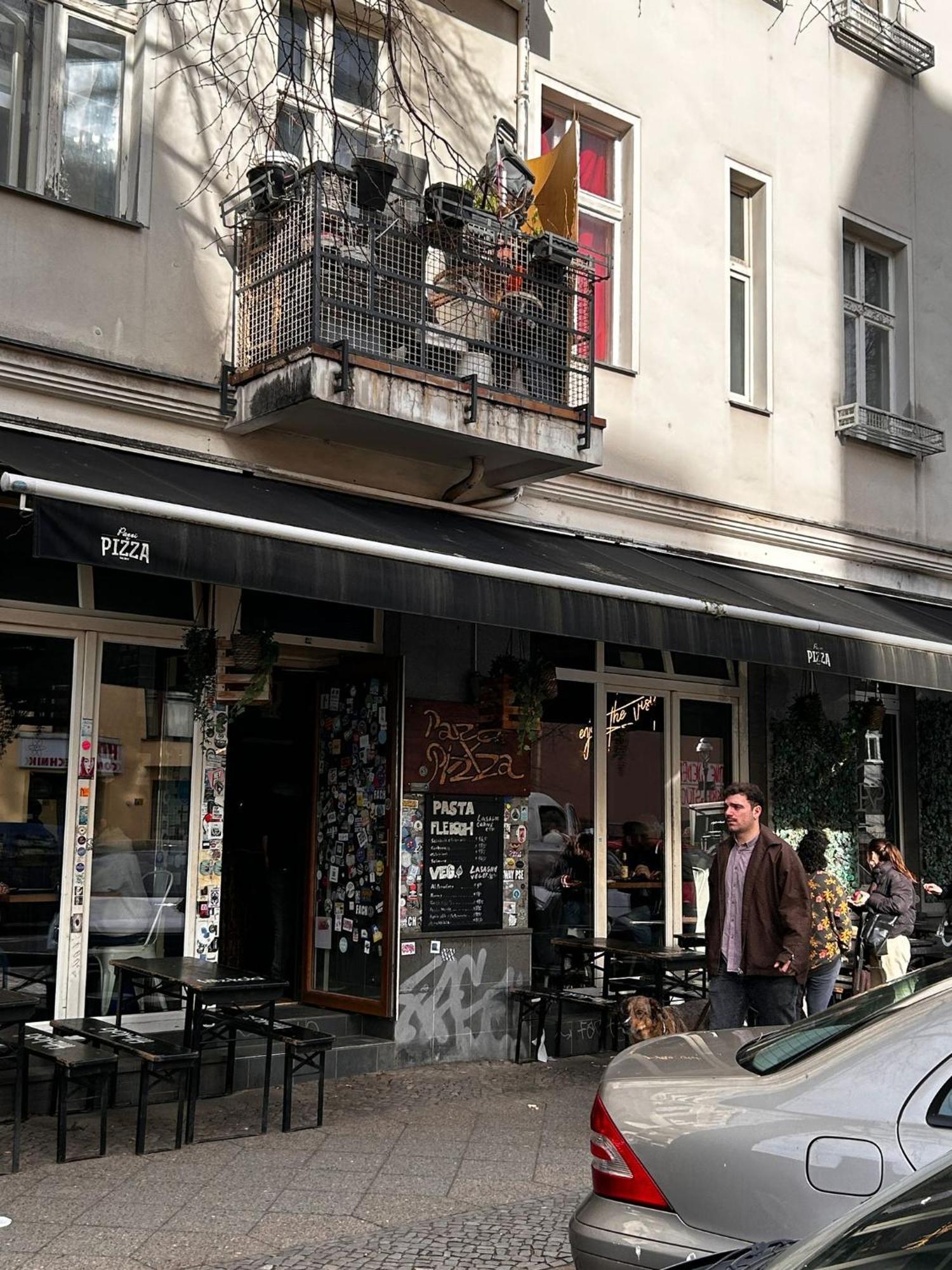Massagesessel, King-Sized Bed, Billardtisch, 2 Couches Leilighet Berlin Eksteriør bilde