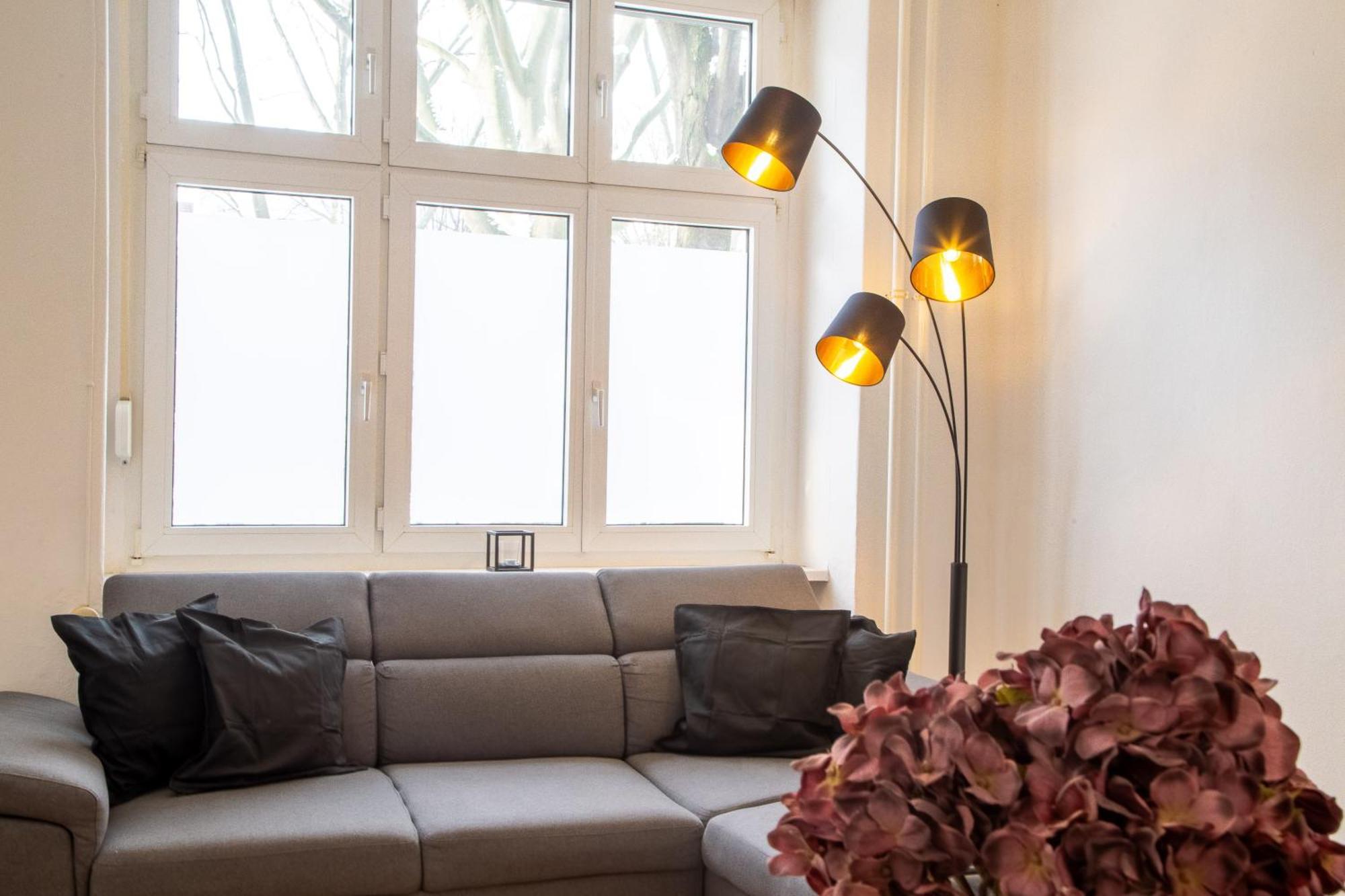 Massagesessel, King-Sized Bed, Billardtisch, 2 Couches Leilighet Berlin Eksteriør bilde