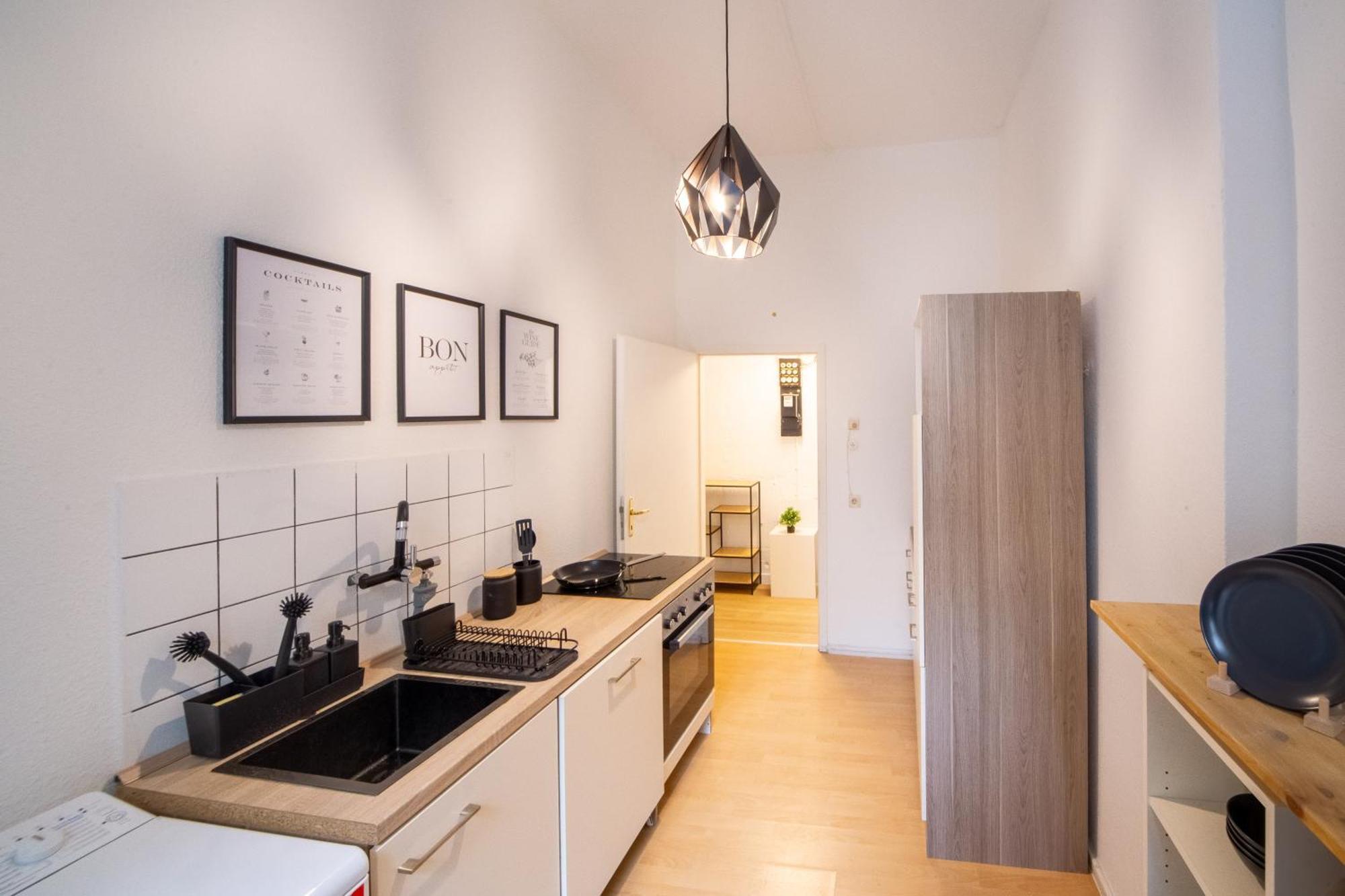 Massagesessel, King-Sized Bed, Billardtisch, 2 Couches Leilighet Berlin Eksteriør bilde